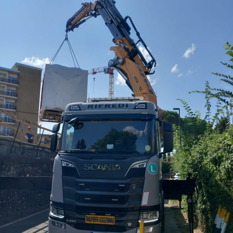 Sollevamento materiale