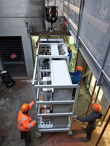 Lavoro di facchinaggio in sicurezza