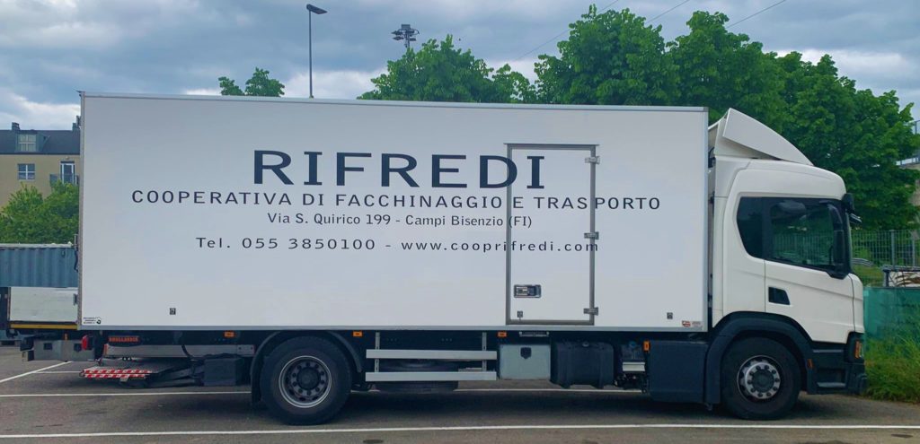 Mezzo 89 - Motrice sponda adibita al trasporto merci
