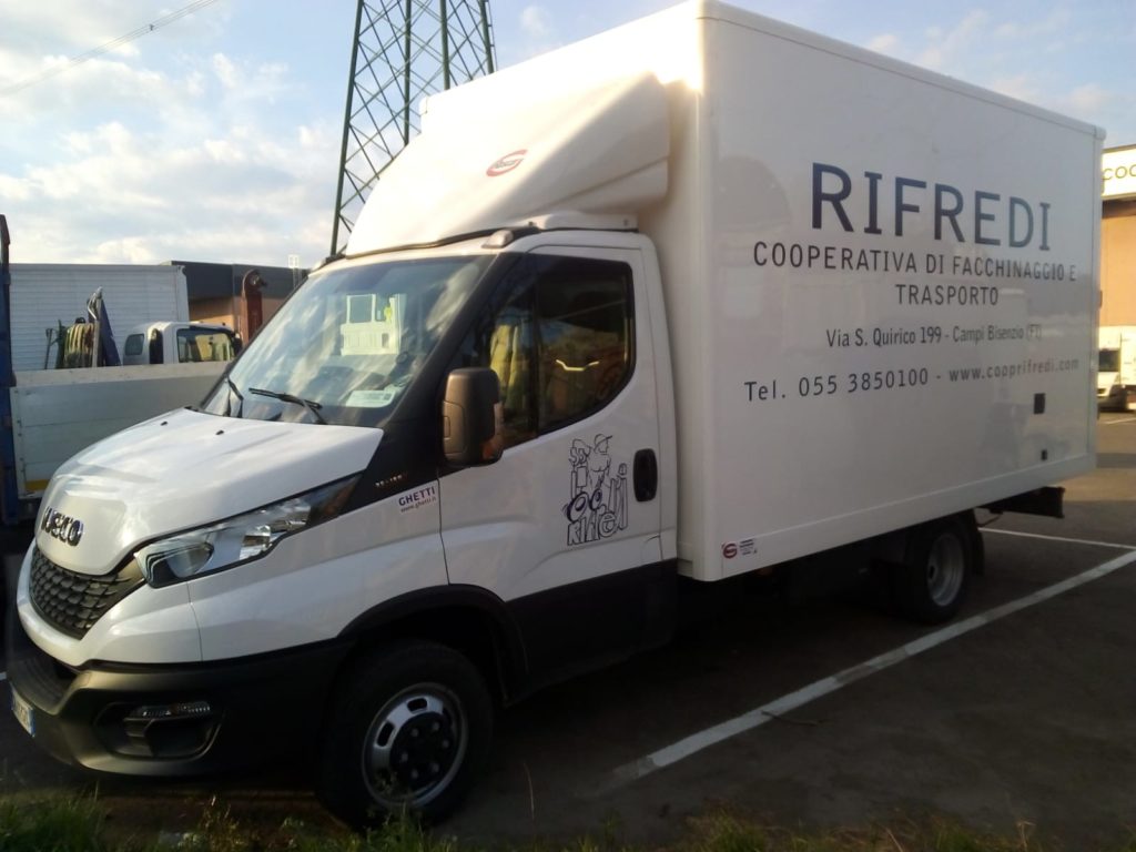 Mezzo 96 Furgone 35 q.li adibito a trasporto merci, traslochi di civili abitazioni e magazzini industriali