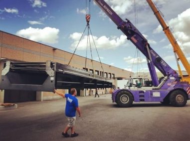 Sollevamento e posizionamento banco con semovente