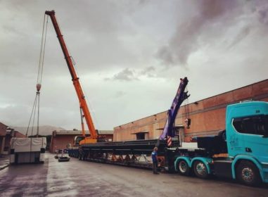 Carico banco e macchinario direzione Svizzera