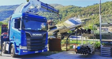 Posizionamento aereo antico - Camion gru